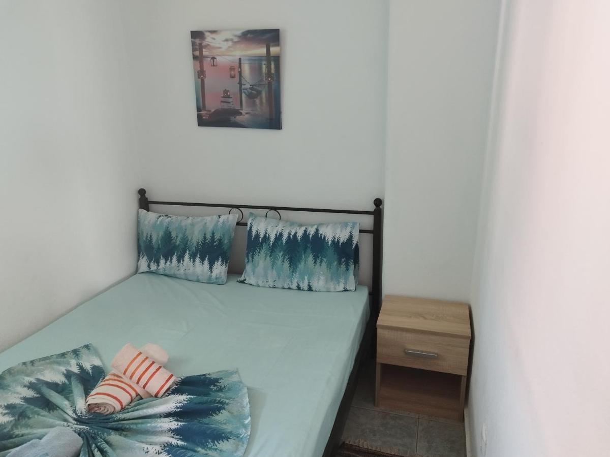 Dafni'S Home 50 Meters From The Beach Gerakini Exterior photo