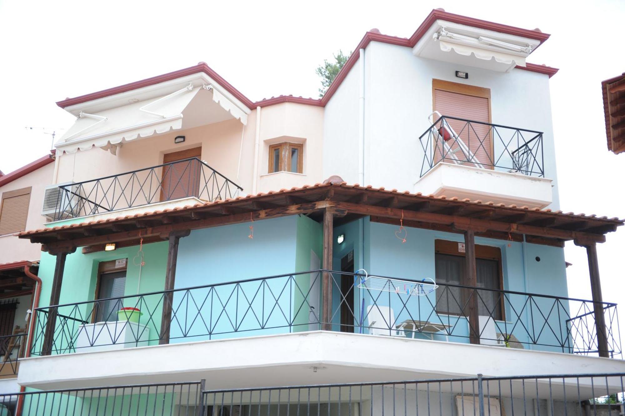 Dafni'S Home 50 Meters From The Beach Gerakini Exterior photo