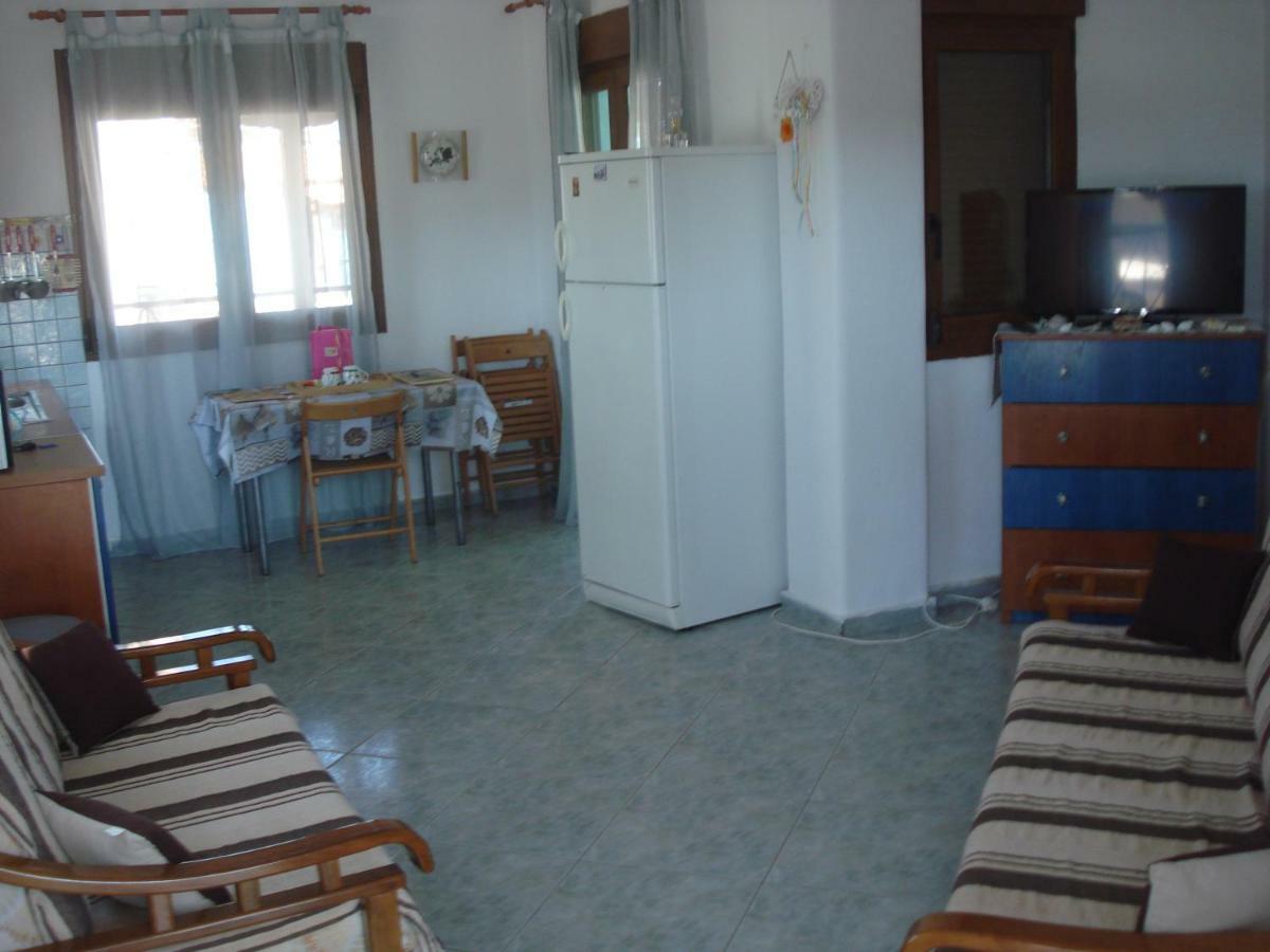 Dafni'S Home 50 Meters From The Beach Gerakini Exterior photo